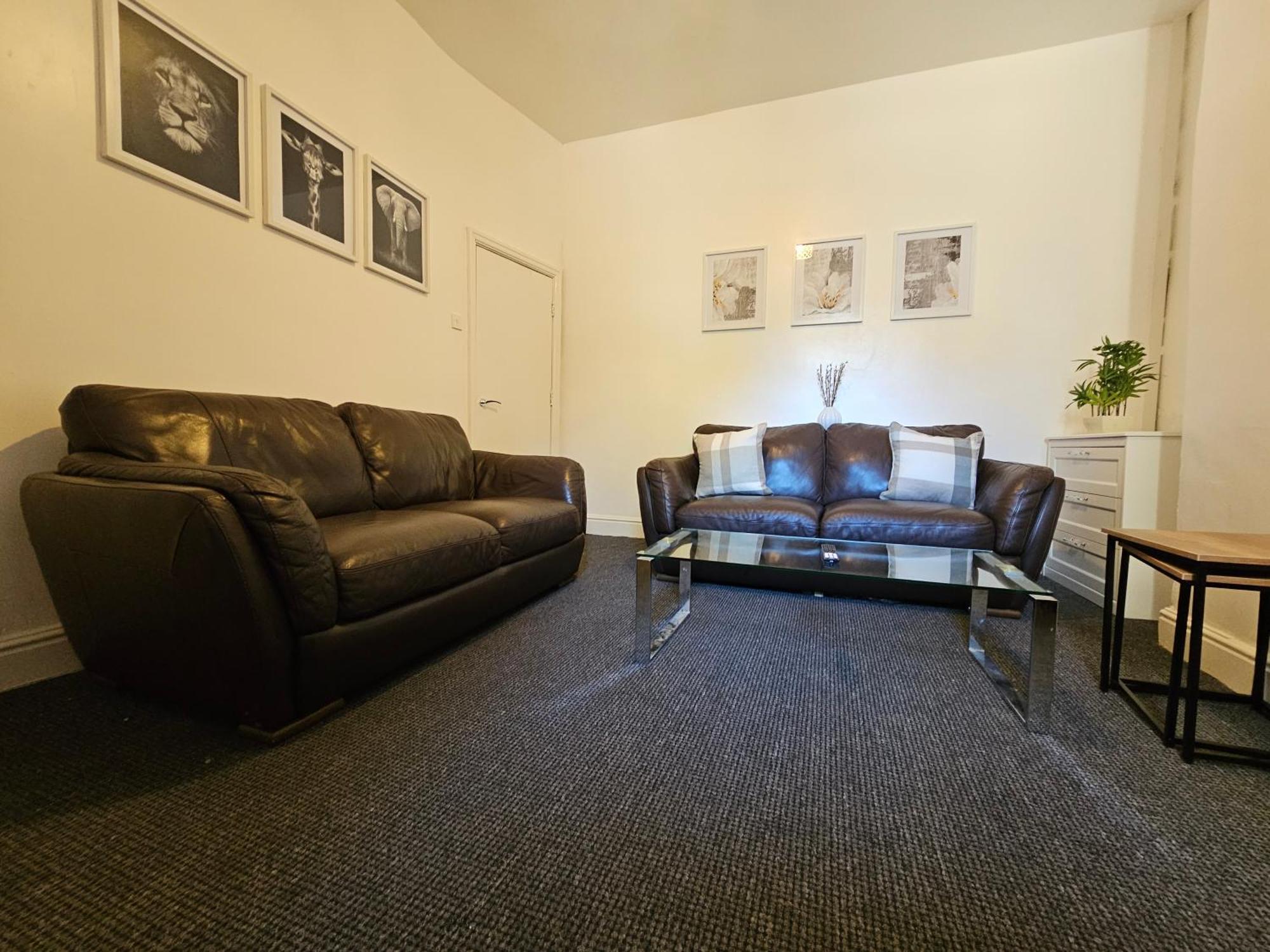 Convenient 3 Bed, Pr1 Near Uclan N Train Station Villa Preston  Kültér fotó